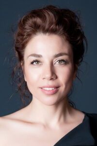 Yeşim Ceren Bozoğlu Taşacak Bu Deniz dizisi oyuncusu