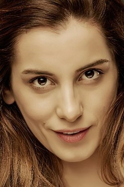 Nihal Isiksaçan Kiraz Mevsimi dizisi oyuncusu