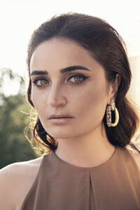 Fadik Sevin Atasoy Kardeşlerim dizisi oyuncusu