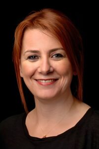 Gamze Süner Atay Taşacak Bu Deniz dizisi oyuncusu