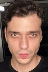 Ali Önsöz A.B.İ. dizisi oyuncusu