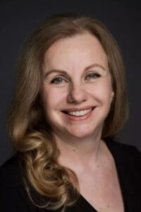 Ayşen İnci Selena dizisi oyuncusu