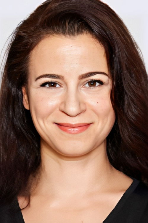 Elif İnci oyuncu fotoğrafı