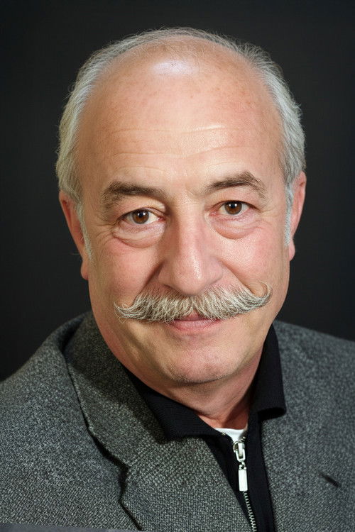 Emin Olcay oyuncu fotoğrafı