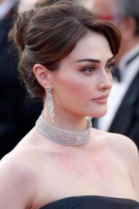 Esra Bilgiç Ramo dizisi oyuncusu