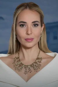 Esra Ronabar oyuncu fotoğrafı