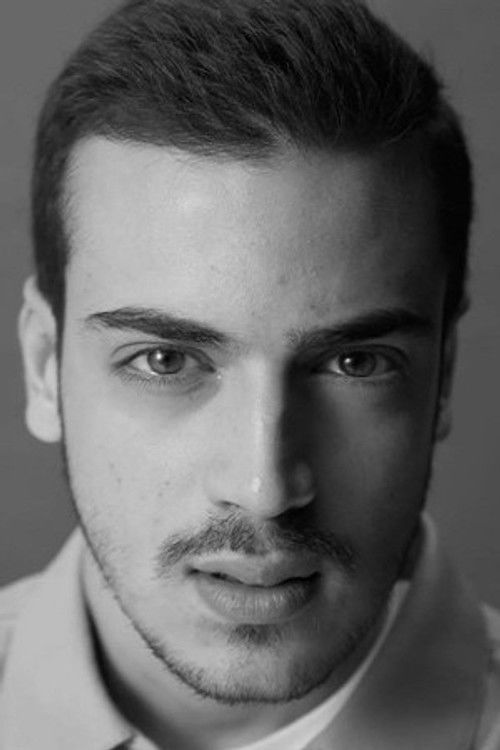 Can Sarp İkiler Leyla ile Mecnun dizisi oyuncusu