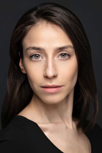 Gizem Akman Geniş Aile dizisi oyuncusu