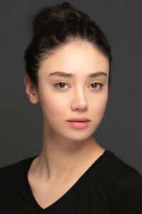 Gizem Sevim Güller ve Günahlar dizisi oyuncusu
