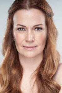 Hale Caneroğlu oyuncu fotoğrafı