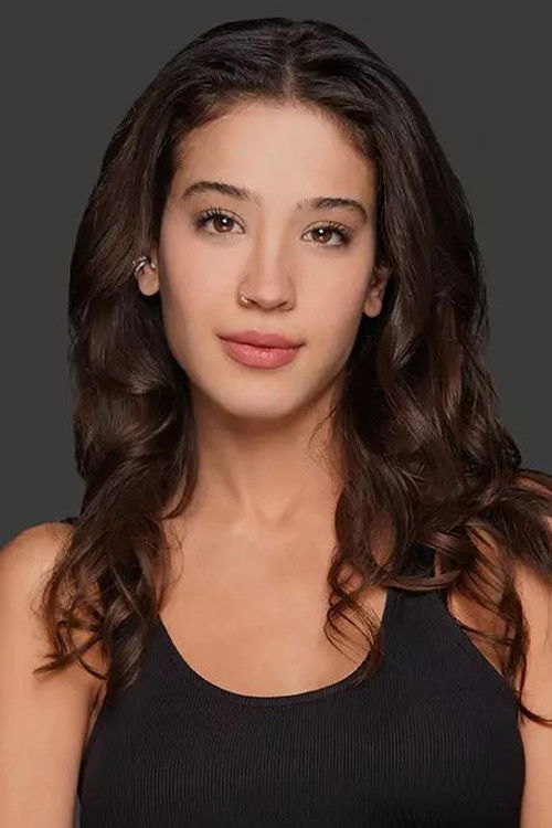 Hatice Deniz oyuncu fotoğrafı