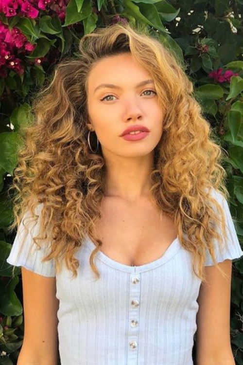 Bensu Uğur Sevdiğim Sensin dizisi oyuncusu