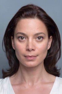 Gerçek Alnıaçık Taşacak Bu Deniz dizisi oyuncusu