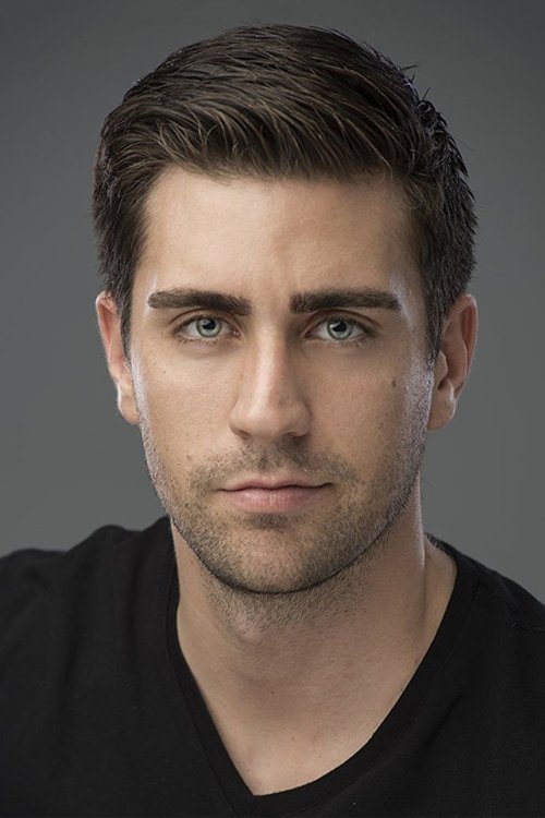 Çağlar Ertuğrul Çirkin dizisi oyuncusu