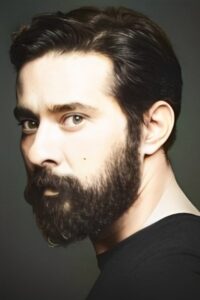 Kerem Poyraz Kayaalp Selena dizisi oyuncusu