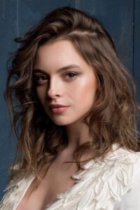 Melis Sezen Delikanlı dizisi oyuncusu