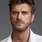 Kıvanç Tatlıtuğ oyuncu fotoğrafı