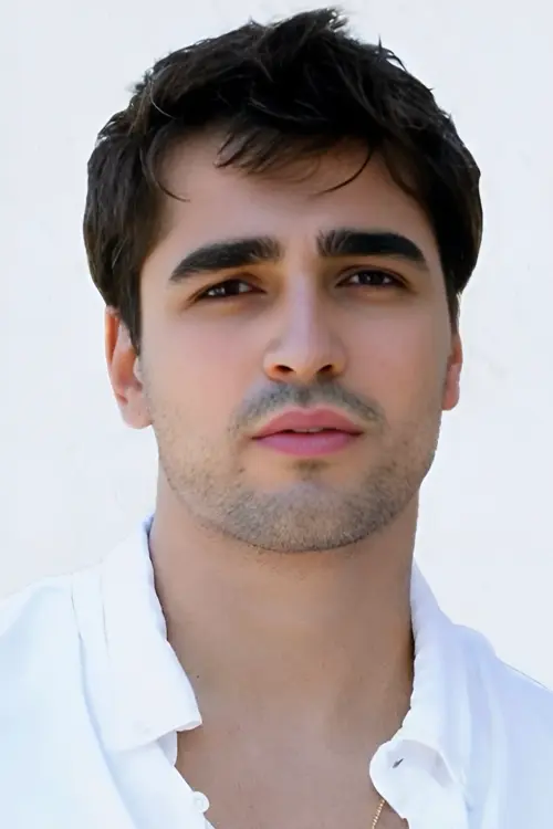Mert Ramazan Demir oyuncu fotoğrafı