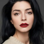 Merve Boluğur oyuncu fotoğrafı