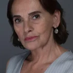 Nur Sürer oyuncu fotoğrafı