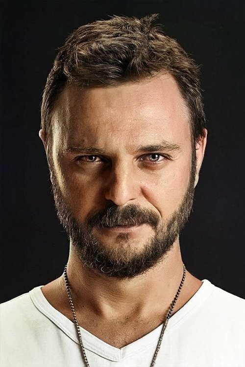 Ogün Kaptanoğlu oyuncu fotoğrafı