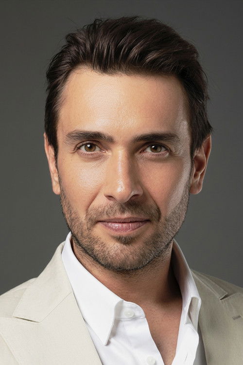 Ulaş Tuna Astepe Taşacak Bu Deniz dizisi oyuncusu