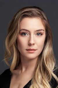 Ege Kökenli Duy Beni dizisi oyuncusu