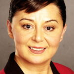 Parla Şenol