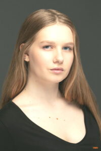 Jasmin Berkiş Duy Beni dizisi oyuncusu