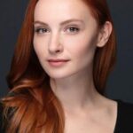 Başak Gümülcinelioğlu Çirkin dizisi oyuncusu