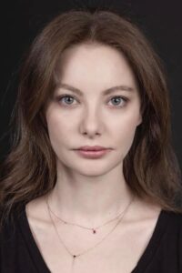 Sedef Şahin Adını Feriha Koydum dizisi oyuncusu