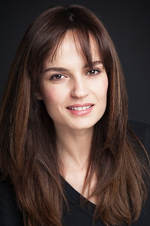 Selin Demiratar oyuncu fotoğrafı