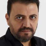 Şinasi Yurtsever Gizli Saklı dizisi oyuncusu