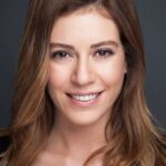 Sinem Kobal oyuncu fotoğrafı