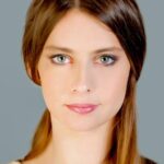 Tuba Ünsal oyuncu fotoğrafı