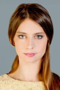 Tuba Ünsal İçerde dizisi oyuncusu