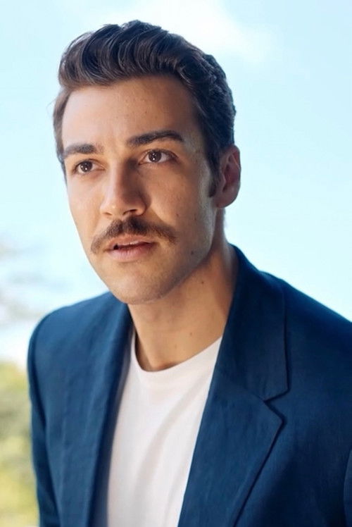 Tufan Gökpınar oyuncu fotoğrafı