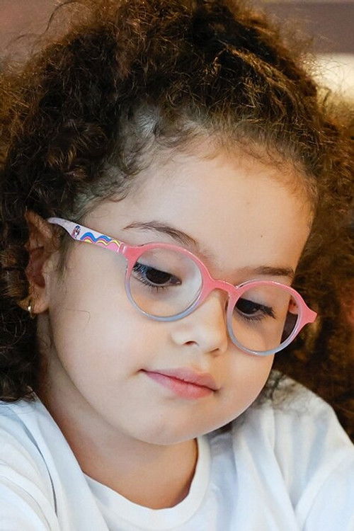 Yade Arayıcı Güller ve Günahlar dizisi oyuncusu