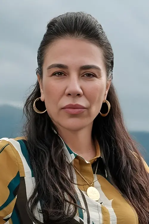 Yeşim Ceren Bozoğlu oyuncu fotoğrafı