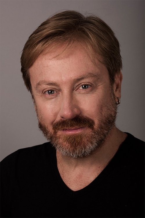 Yıldıray Şahinler oyuncu fotoğrafı