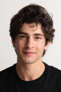 İzzet Yüksek Duy Beni dizisi oyuncusu