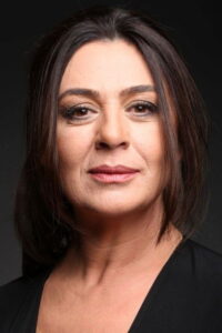 Zeyno Eracar Kara Sevda dizisi oyuncusu