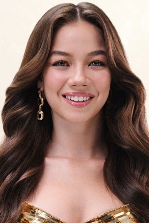 Alisa Sezen Sever oyuncu fotoğrafı