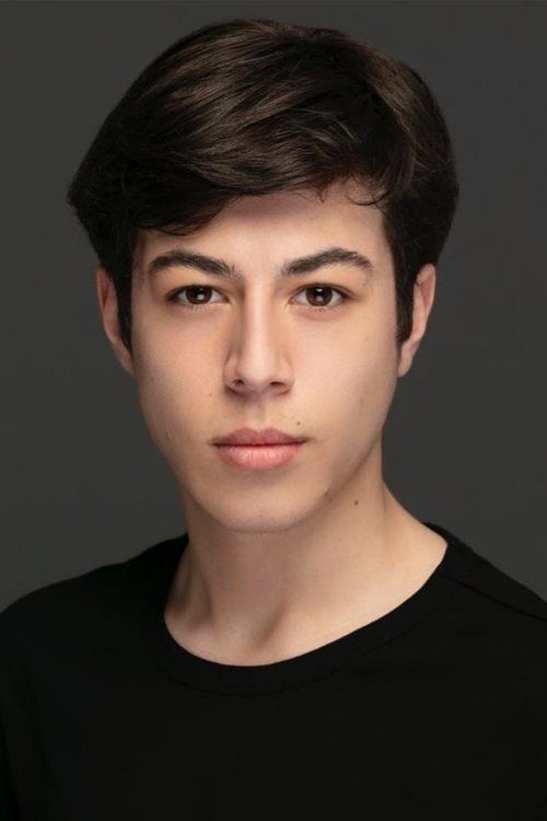 Alp Akar oyuncu fotoğrafı