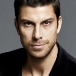 Armağan Oğuz oyuncu fotoğrafı