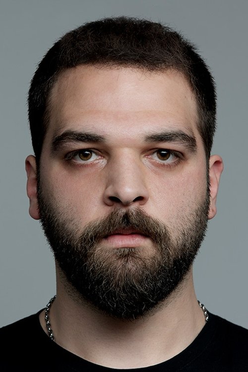 Atakan Yarımdünya oyuncu fotoğrafı