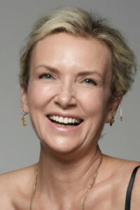 Aylin Arasıl Üvey Baba dizisi oyuncusu