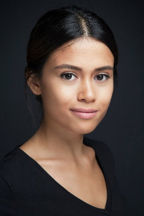 Aylin Engör oyuncu fotoğrafı