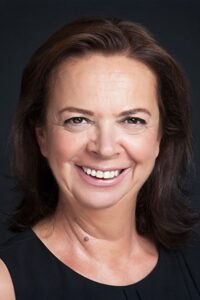 Ayşe Tunaboylu Yılan Hikayesi dizisi oyuncusu