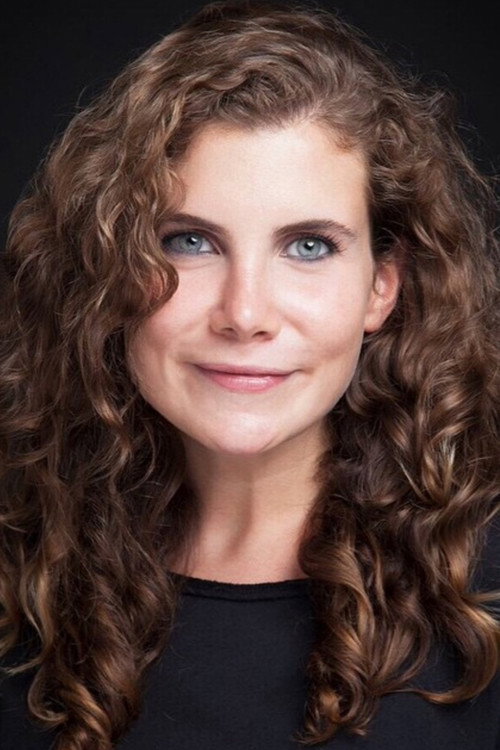 Ayşecan Tatari oyuncu fotoğrafı